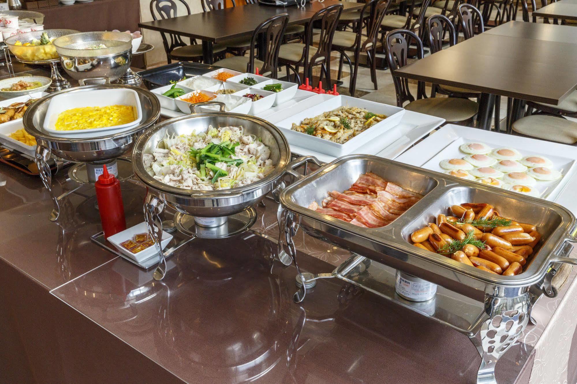 Court Hotel Курасики Экстерьер фото